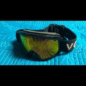 Women’s Vonzipper Snow Goggles